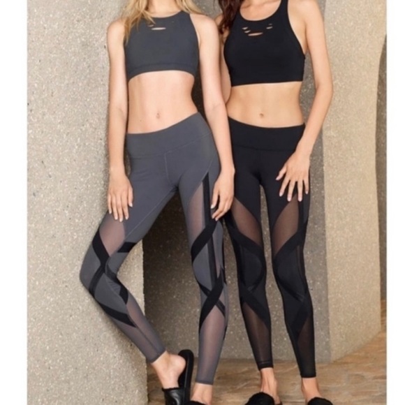 Alo Strappy Bandage Mesh Black Leggings - Women’s Small - Picture 3 of 7